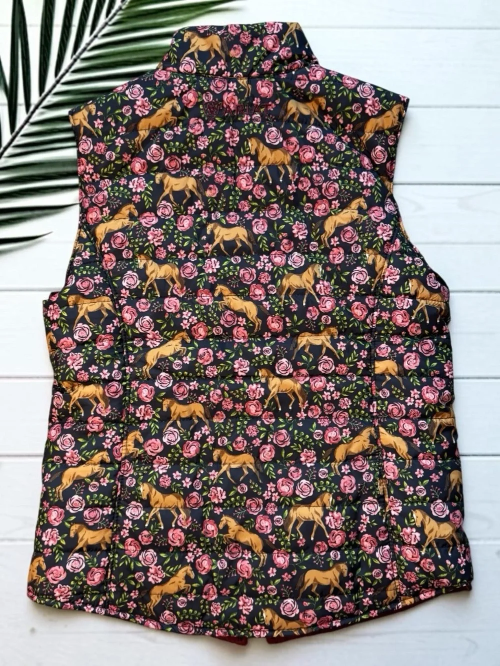 Ariat Girls Reversible Floral Horse Puffer Vest Burgundy Black Size Medium